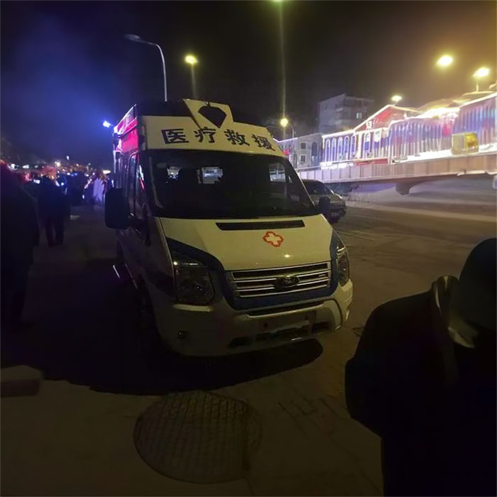 龙岗广东省东莞市人民医院预约私人救护车租赁到湖州市第三人民医院湖州市精神病院院外救护车转运公司-救护车出租