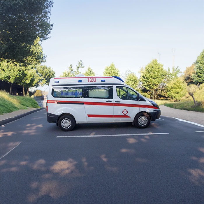 深圳深圳救护车租赁病重回老家到清远市120电话