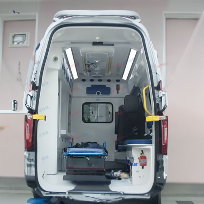 深圳深圳救护车租赁出院回老家到韶关市始兴县120转运电话