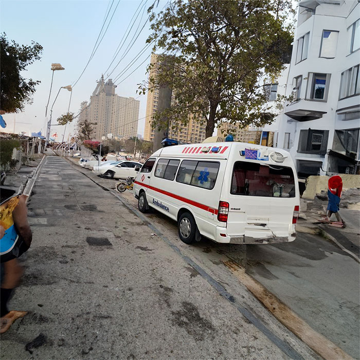龙岗广东省北大深圳医院救护车出租到阜外心血管病医院（解放军胸科医院、北京阜外医院）救护车租赁