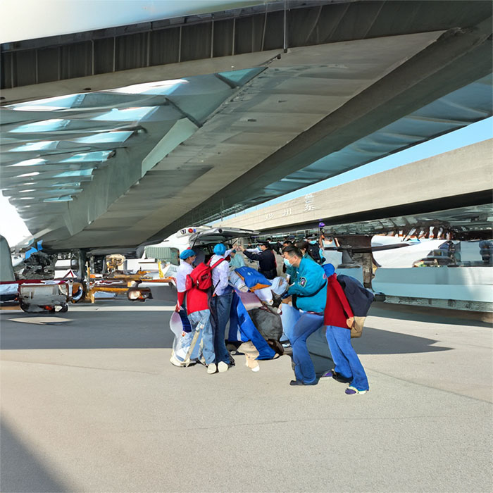 龙岗佛山市南海区妇幼保健院租私家救护车转院到桂东人民医院（梧州地区人民医院）救护车出租