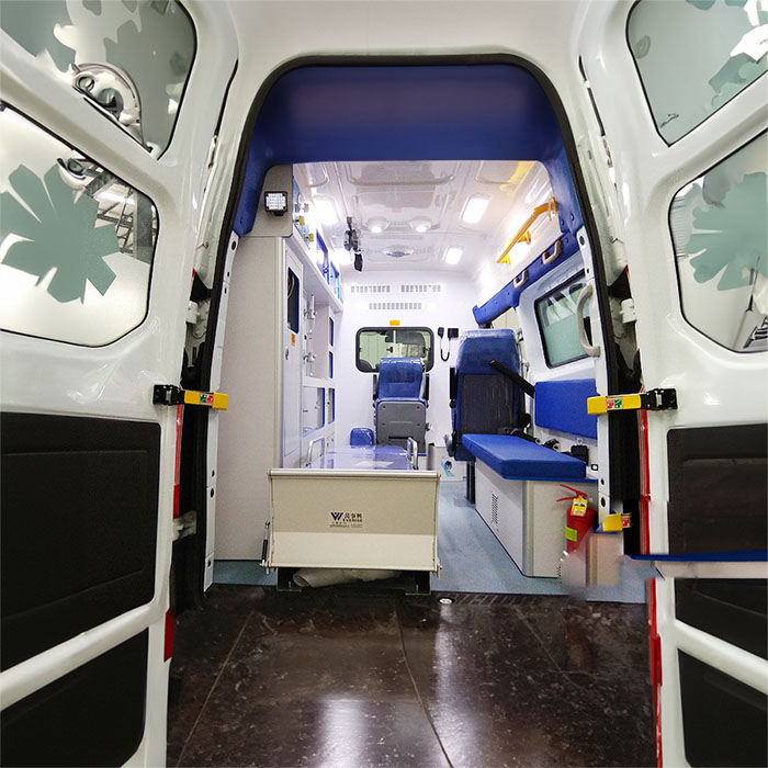 龙岗广东省中山大学附属第五医院租救护车护送到天津长征医院救护车收钱