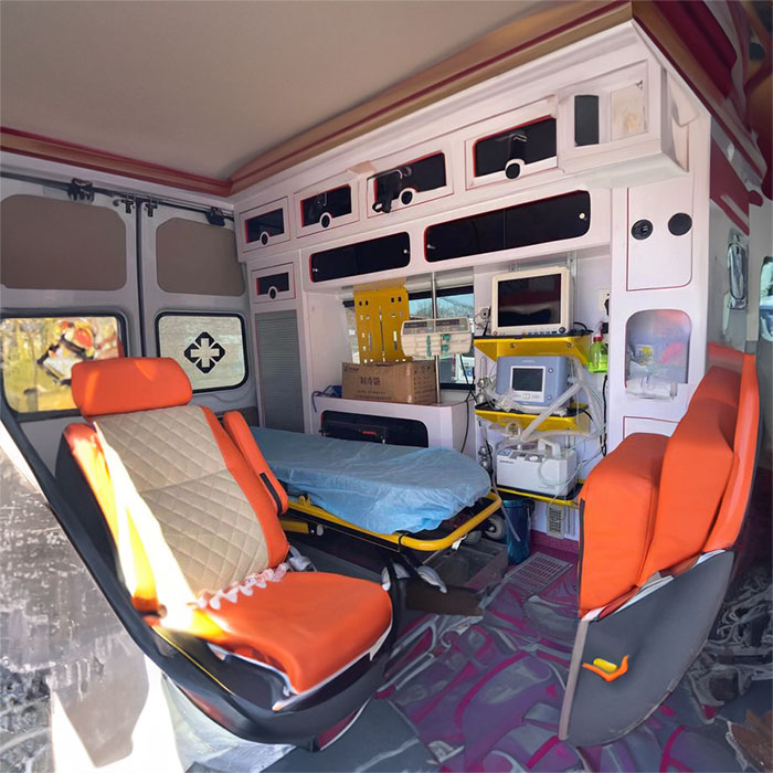 龙岗广东省广东番禺中心医院租赁私家救护车转院到上海市精神卫生中心正规救护车出租