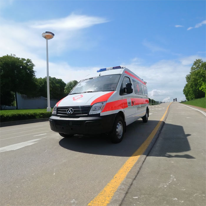 龙岗广东广州市传染病医院租用私人救护车护送到台州医院医疗保障救护车出租