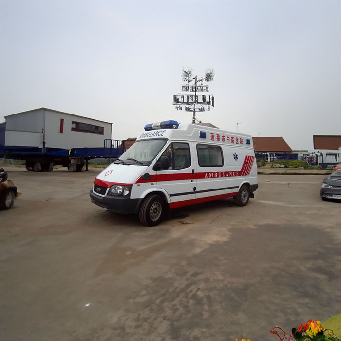 龙岗广东省中山大学中山眼科中心租私人救护车到新疆医科大附属医院救护车转运