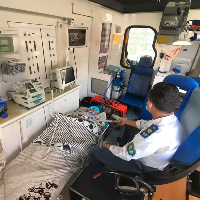 深圳深圳急救车租赁康复回家到湛江市吴川市转运120电话号码