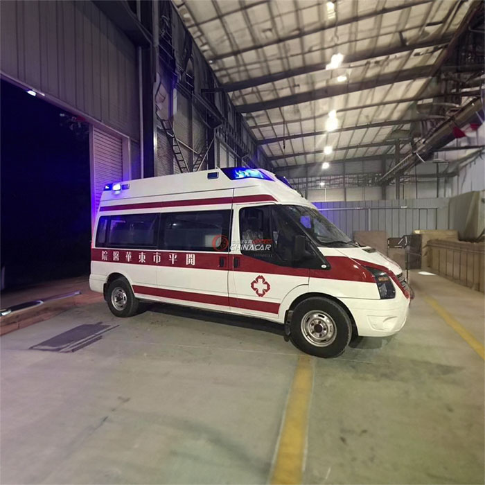 龙岗广东深圳市中心医院租赁私人救护车转运到中国人民解放军三O二医院急救车出租