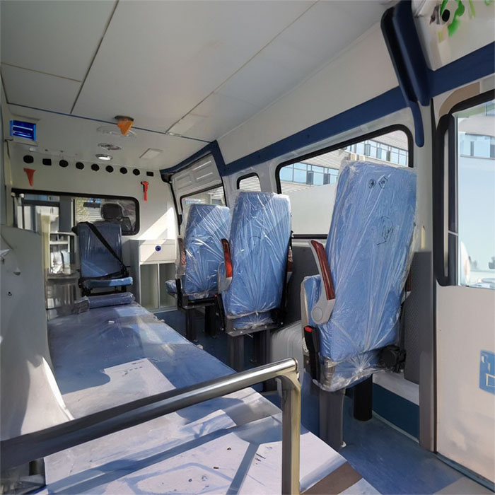 龙岗广东广州市胸科医院租赁正规救护车到内蒙古自治区中蒙医院救护车长途租