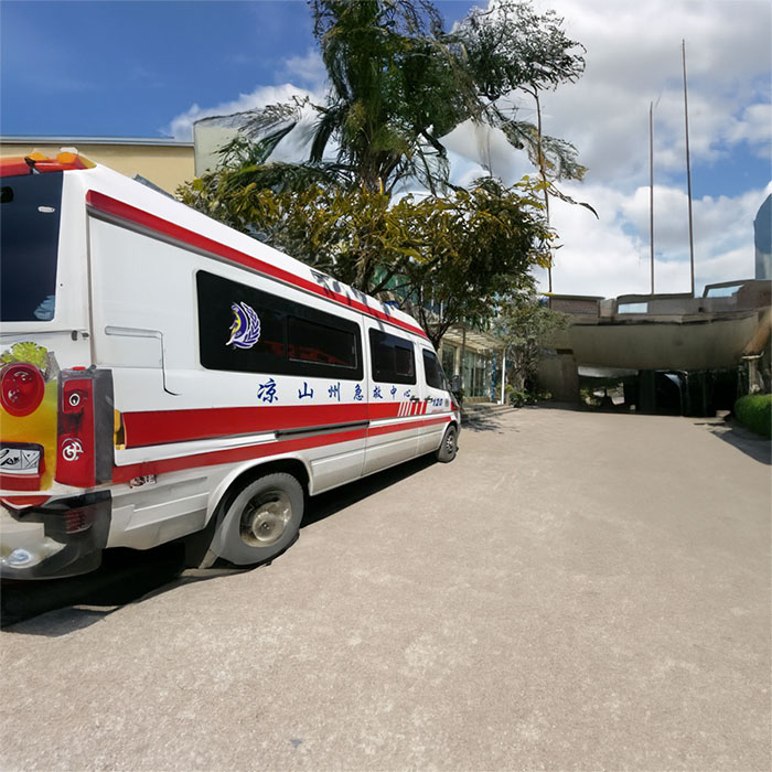 龙岗广东北京大学深圳医院租赁私家救护车到佳木斯大学附属医院救护车出租