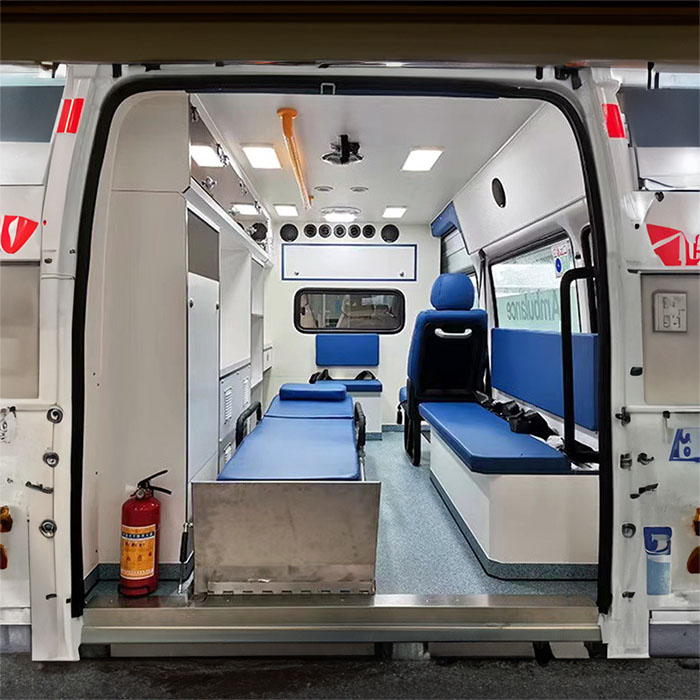 深圳深圳120急救车租赁病重返乡到韶关市乐昌市转运病人救护车电话