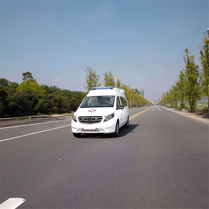 深圳深圳救护车出租出院返乡到茂名市茂港区救护车电话120