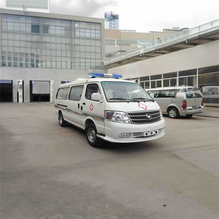 深圳深圳救护车出租康复回家到江门市恩平市长途救护车电话号码