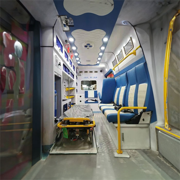 龙岗广东省广州市慈善医院租赁私家救护车转院到昆明市延安医院私人救护车出租联系电话