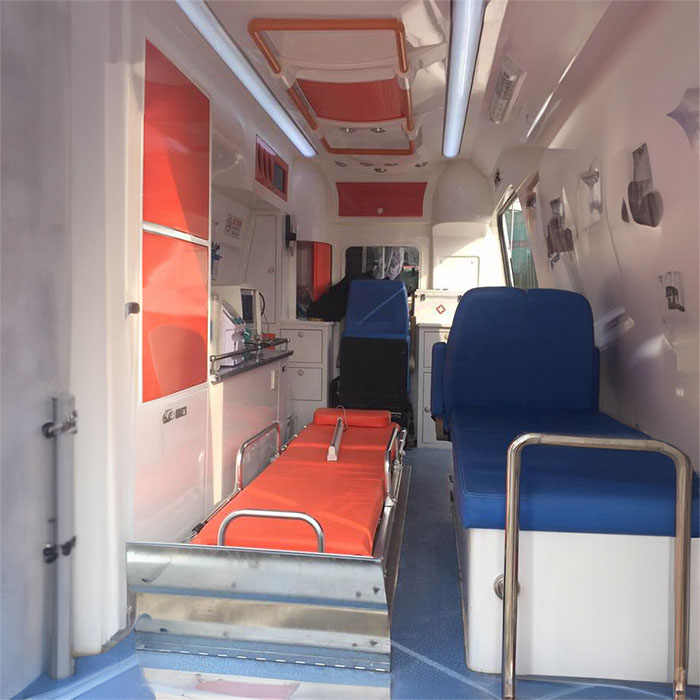 深圳深圳救护车租赁康复回老家到广州市黄埔区跨省救护车联系