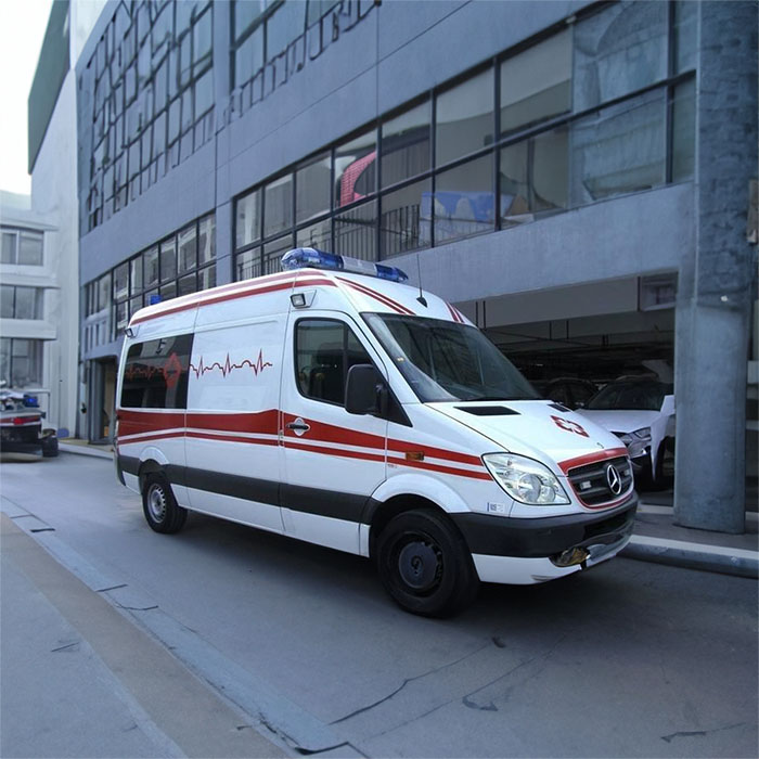 龙岗广东武警医院租赁私家救护车转院到银川市中医院救护车出租收费标准