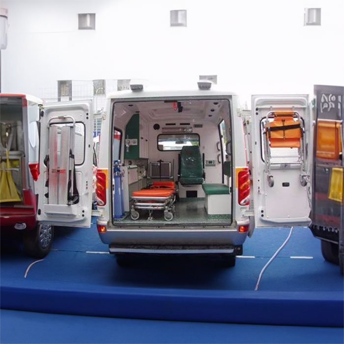 龙岗佛山市人民医院肿瘤医院私人救护车租赁到连云港市人民医院救护车转运