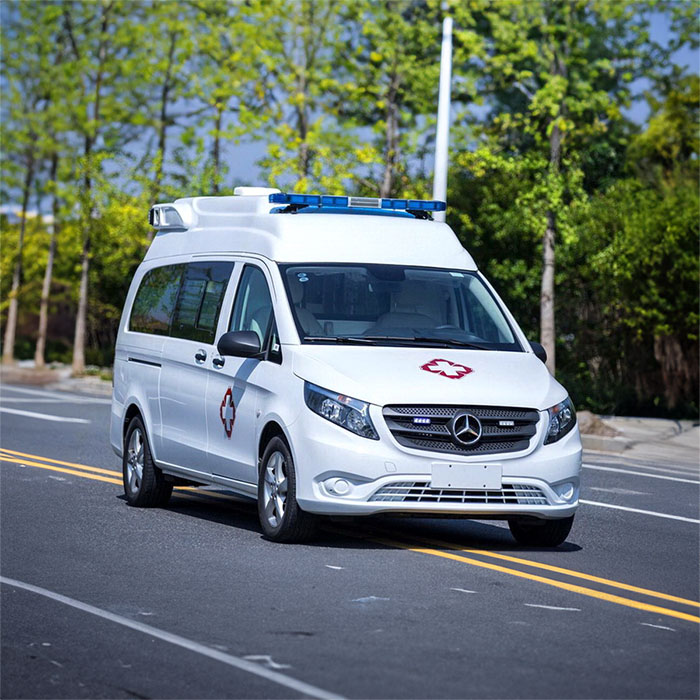 龙岗清远市中医院租私人救护车到南昌市第二医院救护车是怎么收费呢