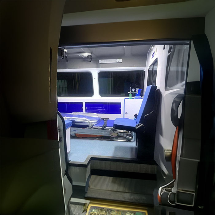 龙岗广东深圳市中心医院租赁私人救护车转运到江苏省妇幼卫生保健中心救护车租赁转运