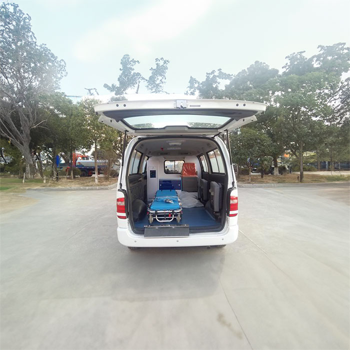 龙岗深圳120救护车出租康复回老家到广州市花都区救护车出租转运电话