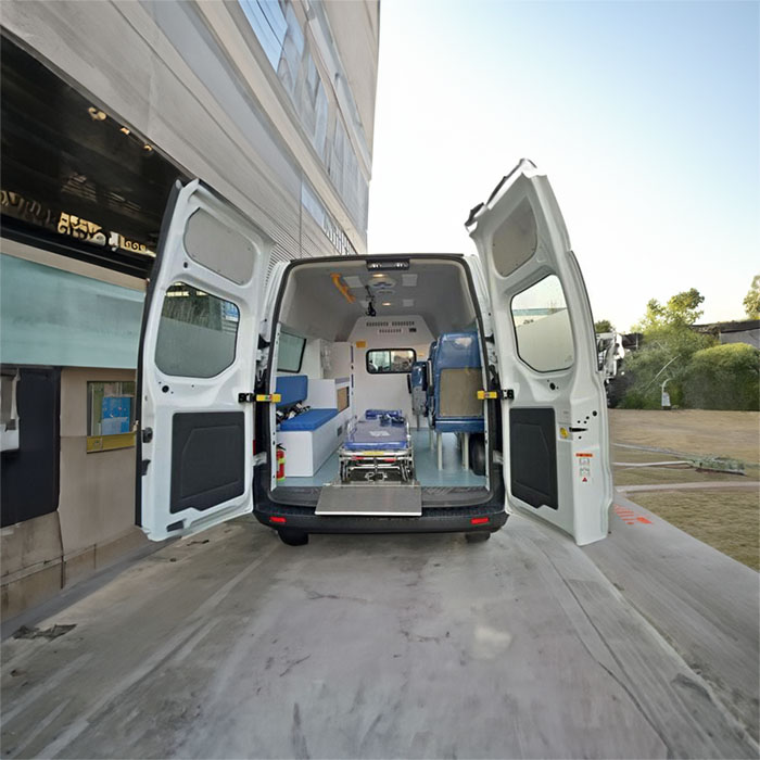 深圳深圳救护车租赁康复护送到韶关市武江区私人救护车电话