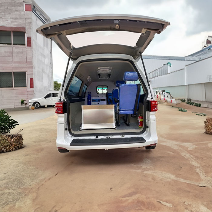 宝安深圳救护车出租病重回老家到茂名市出院接送车电话