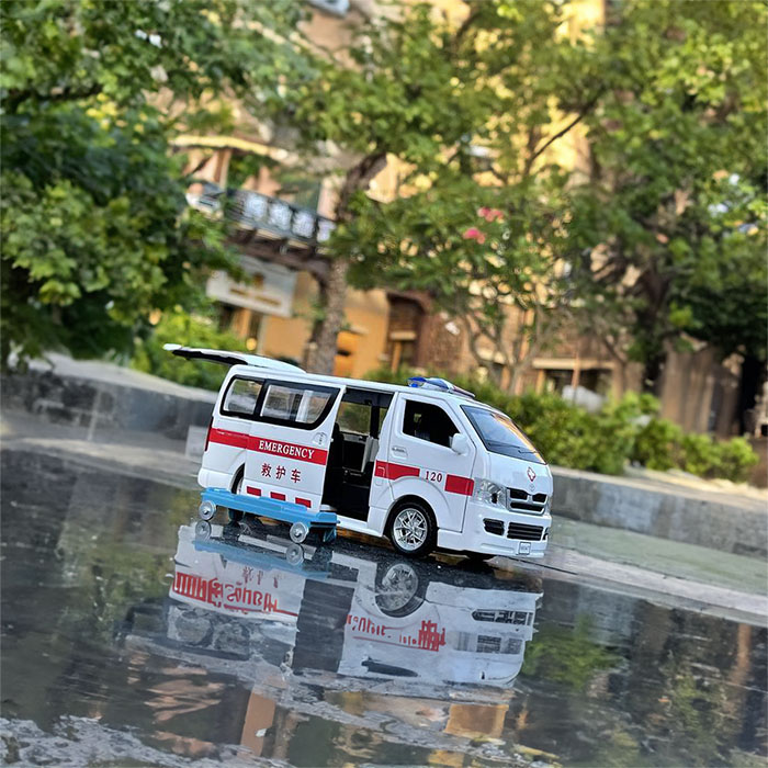 深圳深圳急救车出租出院返乡到深圳市龙岗区租赁私人救护车联系方式