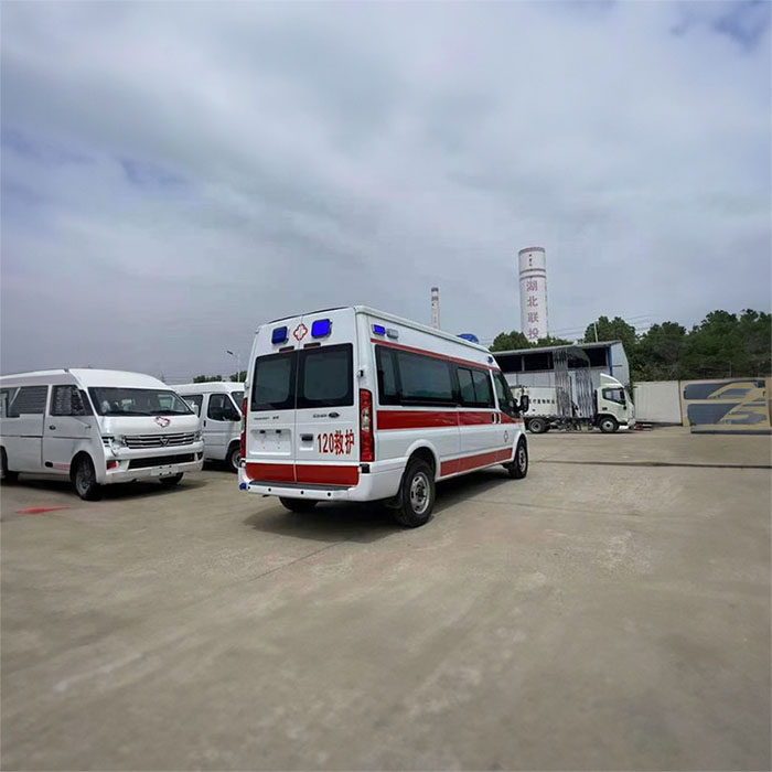 龙岗深圳急救车出租康复回家到湛江市麻章区病人转院如何联系医院